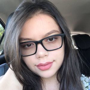 Meet your Posher, Araceli